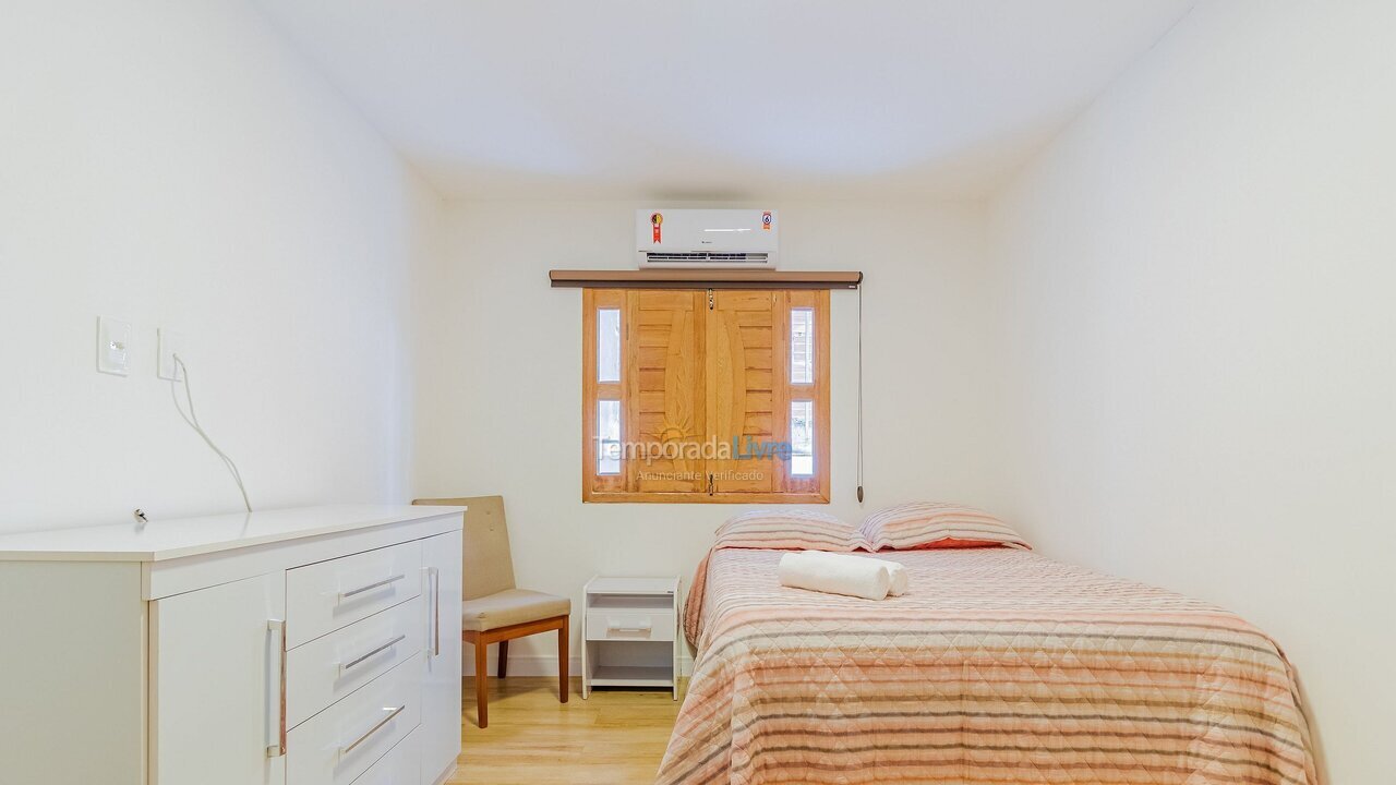 Casa para alquiler de vacaciones em Camaçari (Praia de Guarajuba)