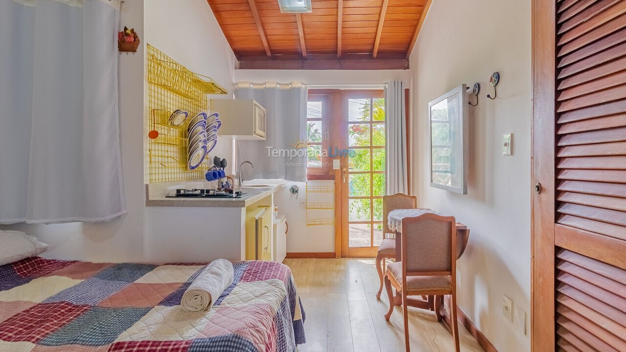 Casa para aluguel de temporada em Mata de São João (Praia do Forte)