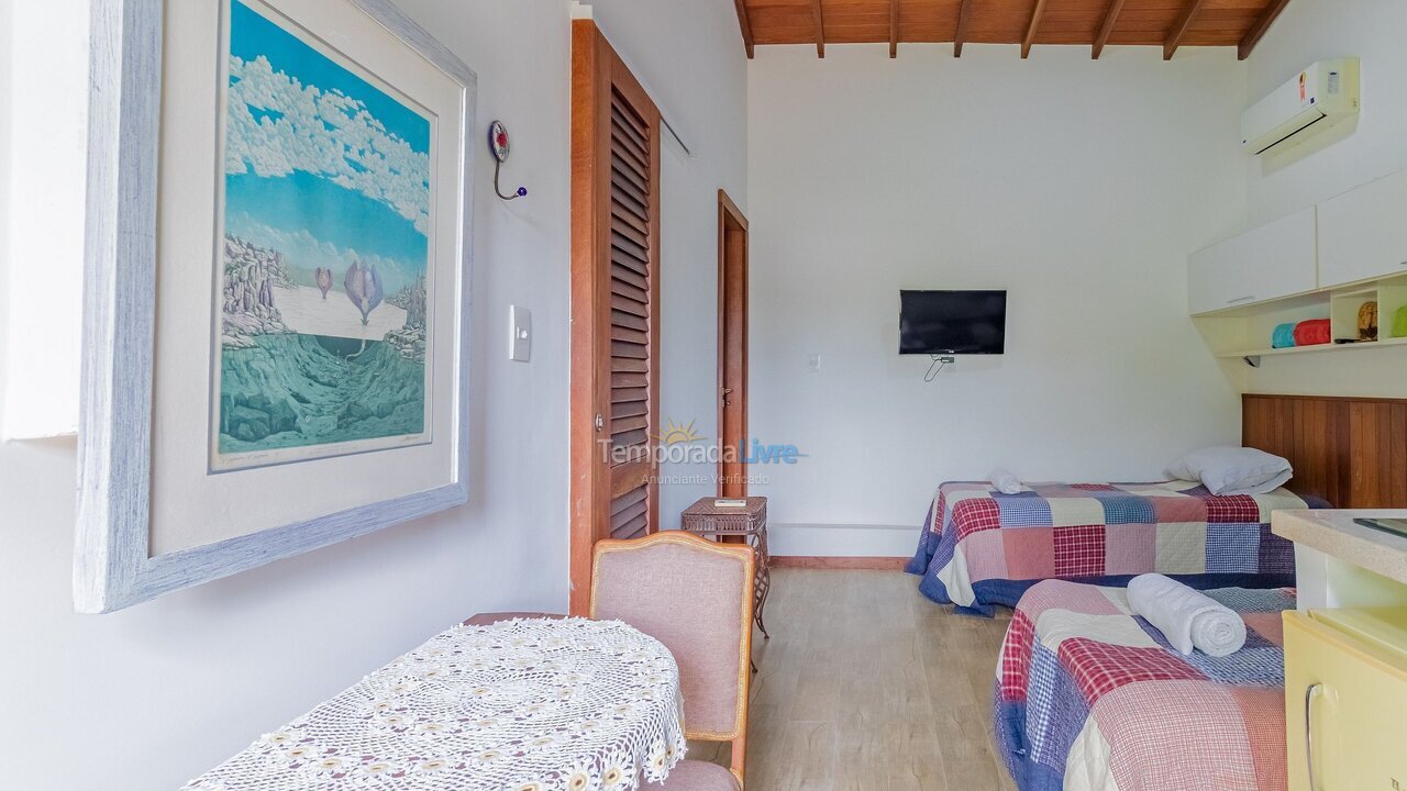 Casa para aluguel de temporada em Mata de São João (Praia do Forte)