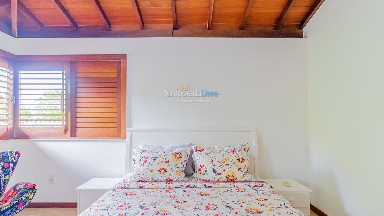 Casa para aluguel de temporada em Mata de São João (Praia do Forte)