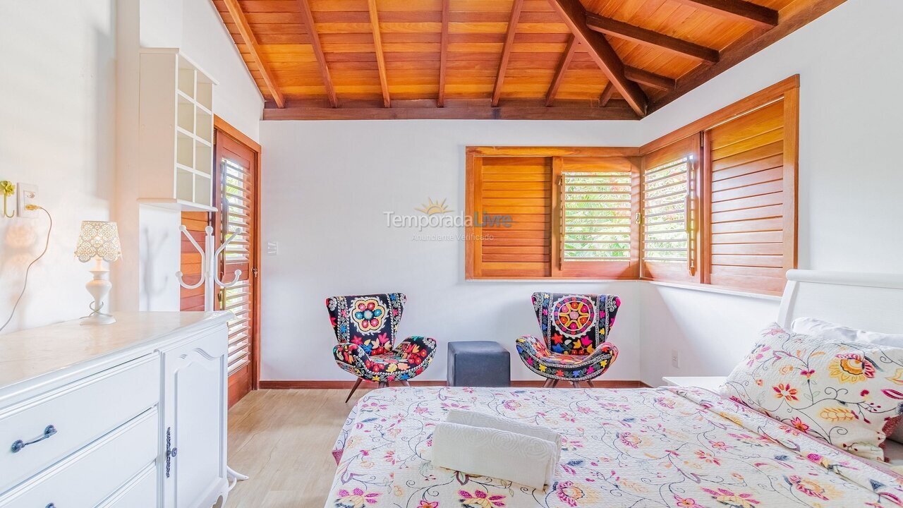 Casa para aluguel de temporada em Mata de São João (Praia do Forte)