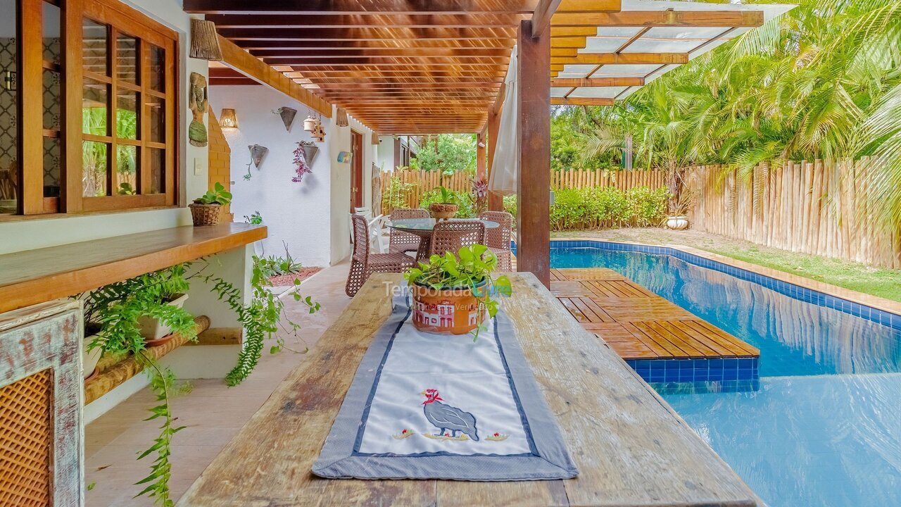 Casa para aluguel de temporada em Mata de São João (Praia do Forte)