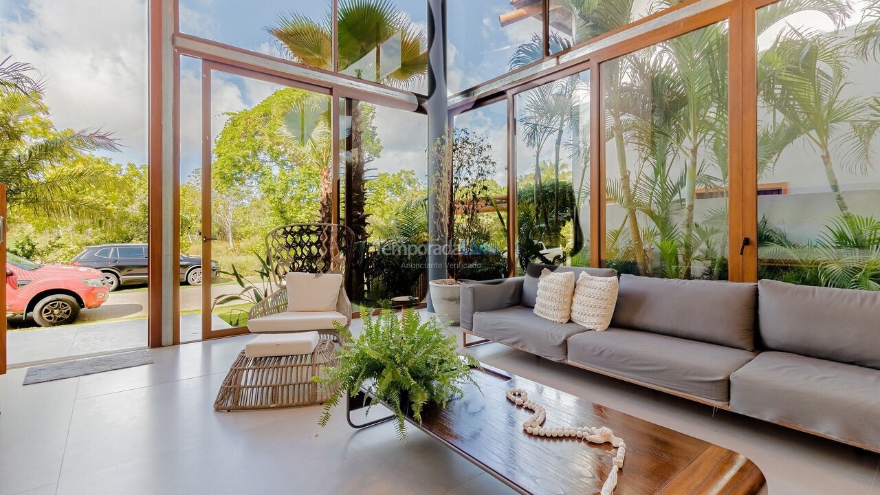 Casa para aluguel de temporada em Mata de São João (Praia do Forte)