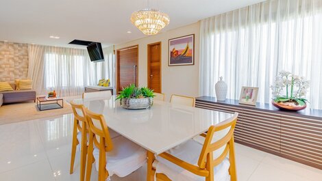 Excellent 5-bedroom High-End House - Praia do Forte