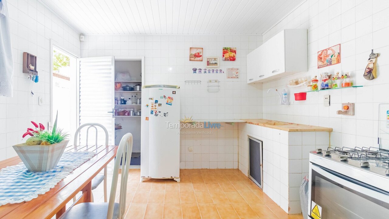 Casa para alquiler de vacaciones em Camaçari (Praia de Guarajuba)