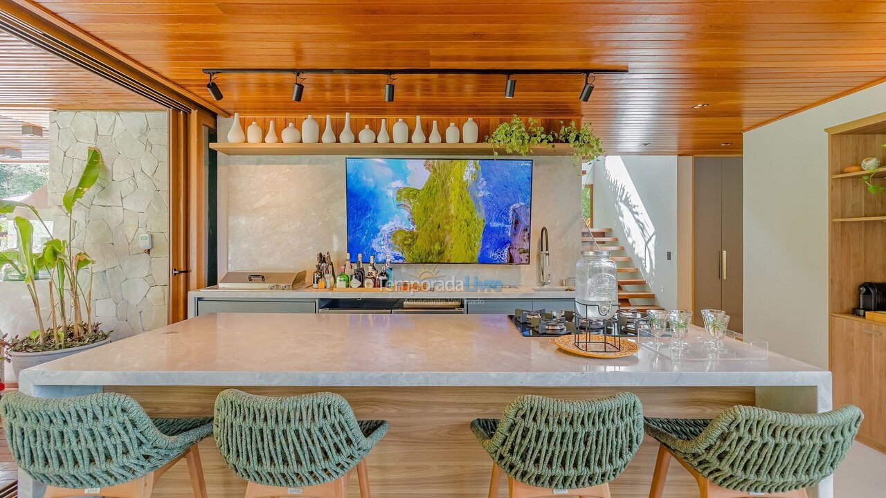 Casa para aluguel de temporada em Mata de São João (Praia do Forte)