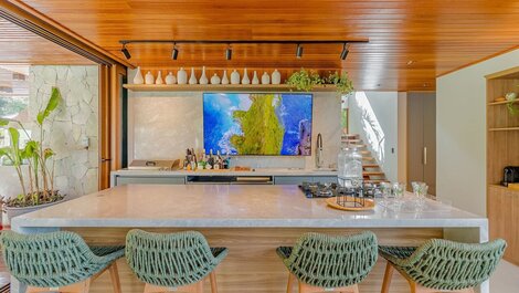 Casa Alto Padrão 6 Suítes, Diarista Inclusa