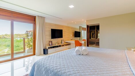 Excellent 5-bedroom High-End House - Praia do Forte