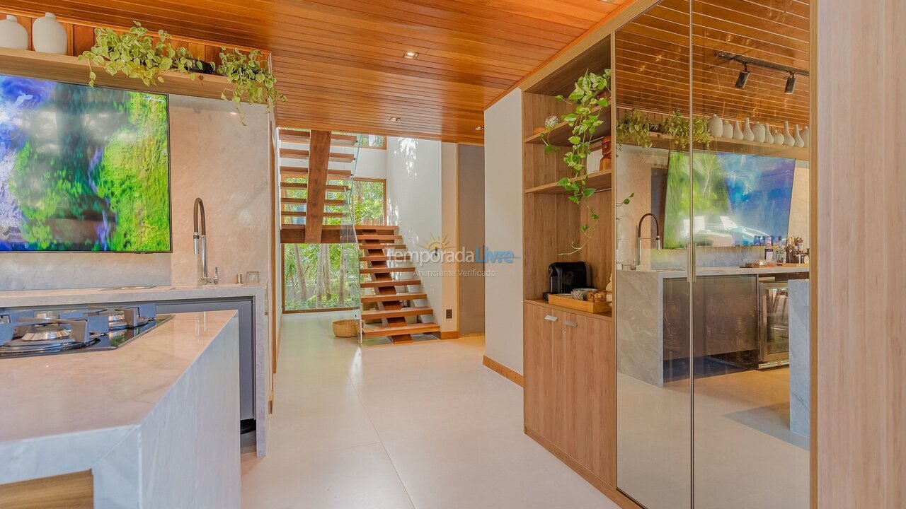 Casa para aluguel de temporada em Mata de São João (Praia do Forte)