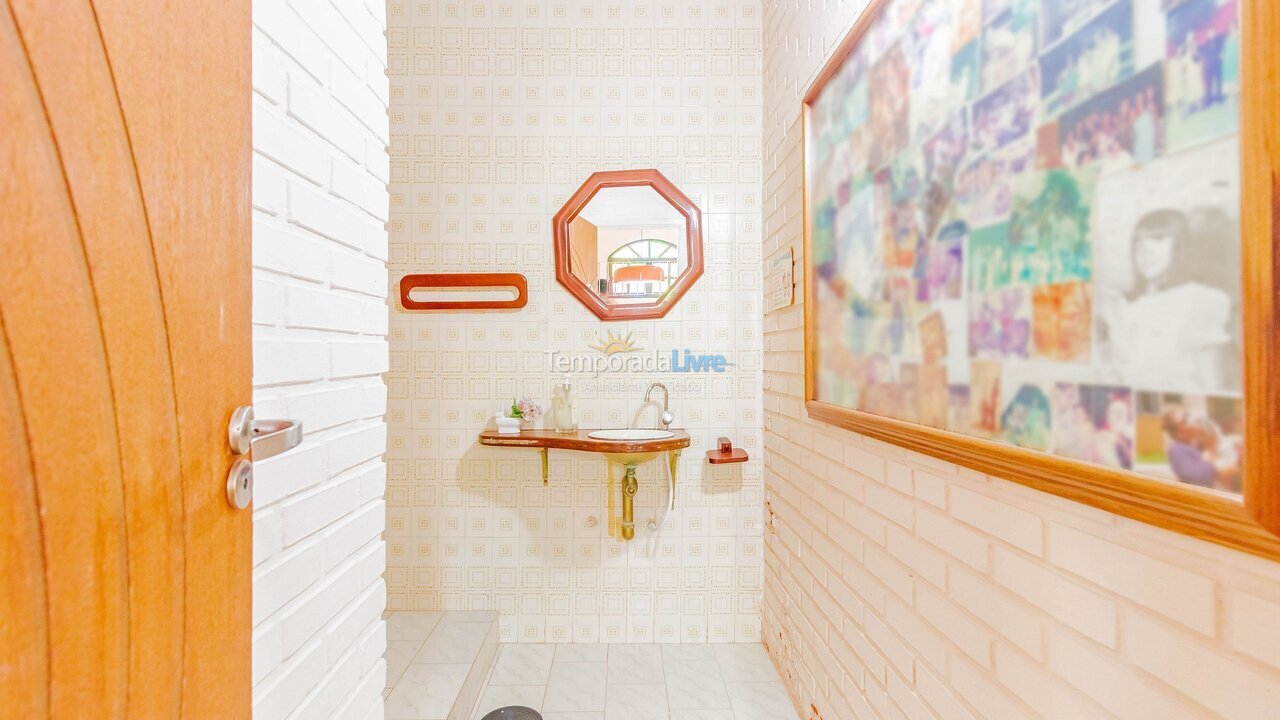 Casa para alquiler de vacaciones em Camaçari (Praia de Guarajuba)