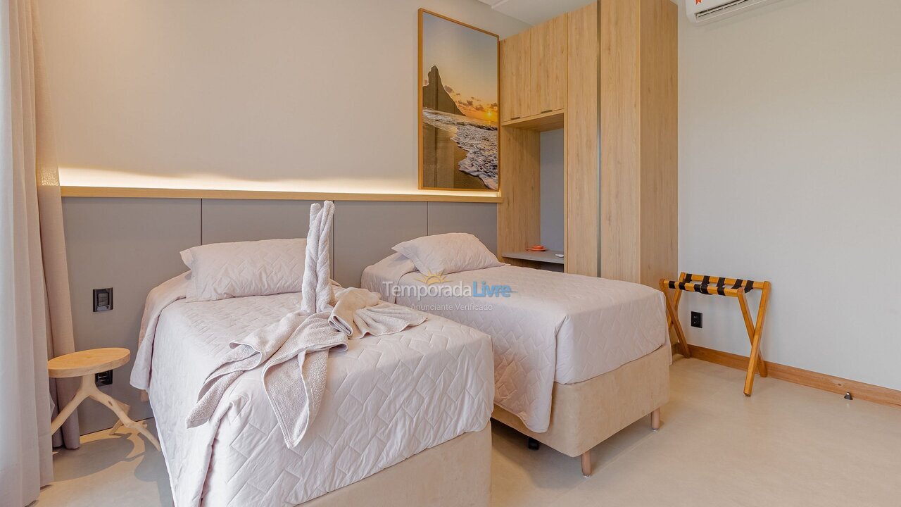 Casa para aluguel de temporada em Mata de São João (Praia do Forte)