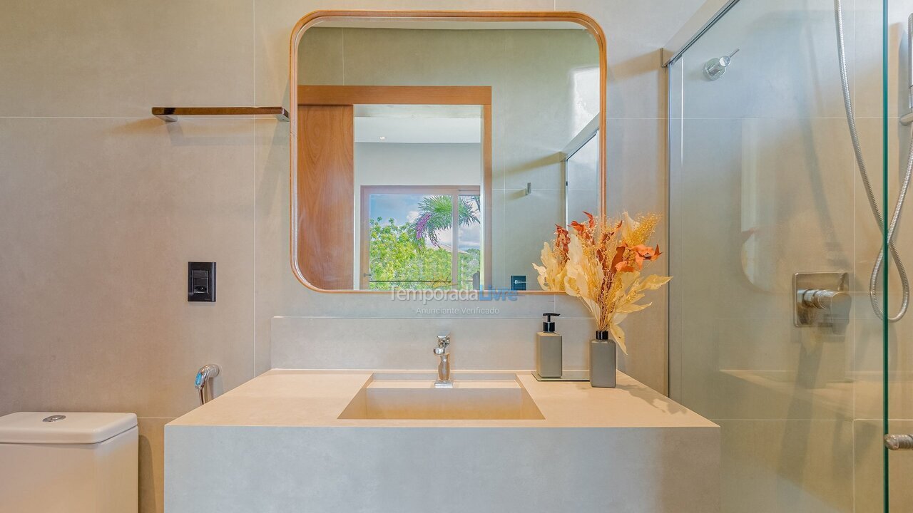 Casa para aluguel de temporada em Mata de São João (Praia do Forte)