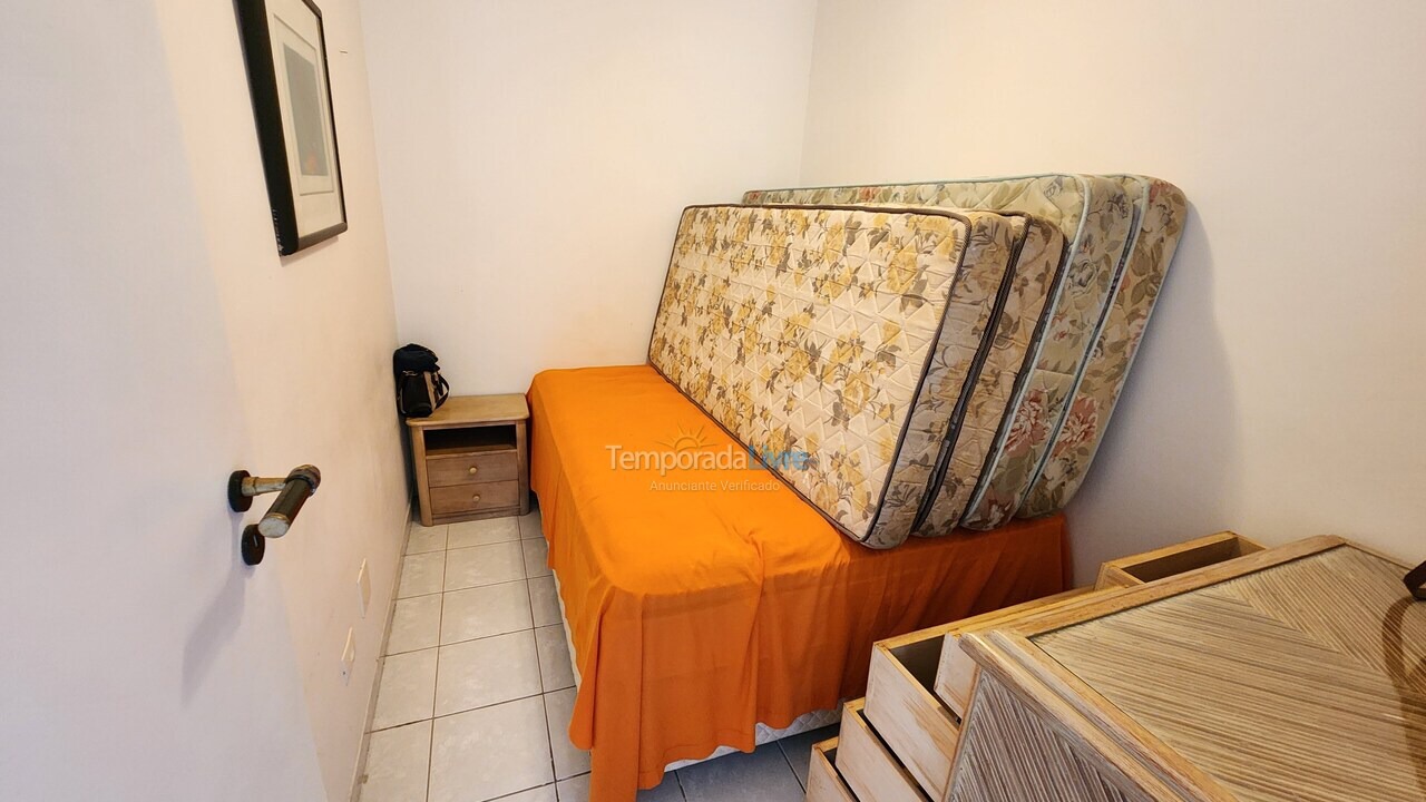 Apartamento para aluguel de temporada em Guarujá (Pitangueiras)