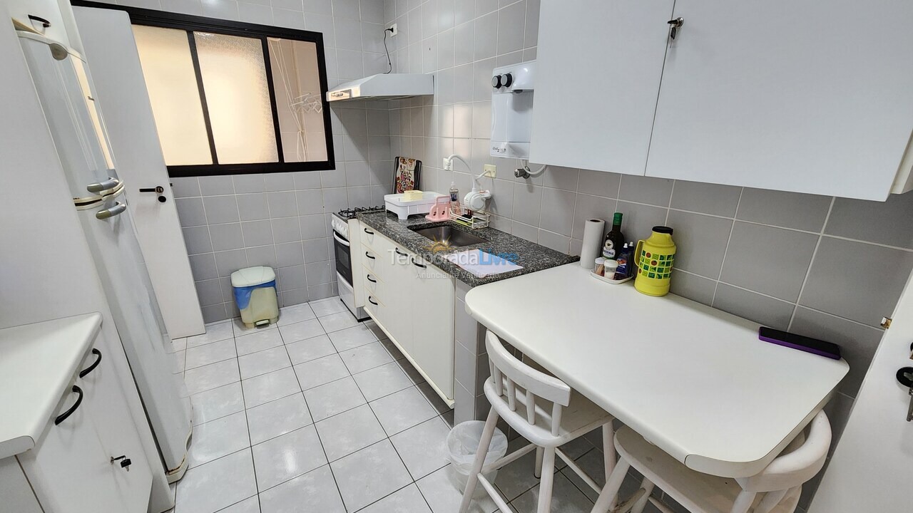 Apartamento para aluguel de temporada em Guarujá (Pitangueiras)