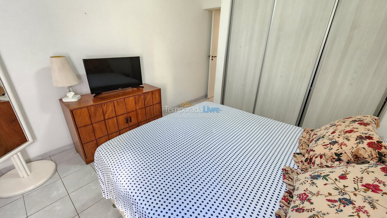 Apartamento para aluguel de temporada em Guarujá (Pitangueiras)