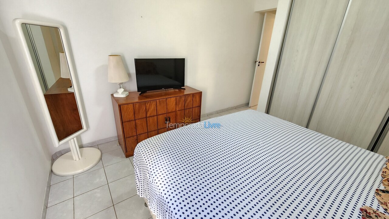 Apartamento para aluguel de temporada em Guarujá (Pitangueiras)