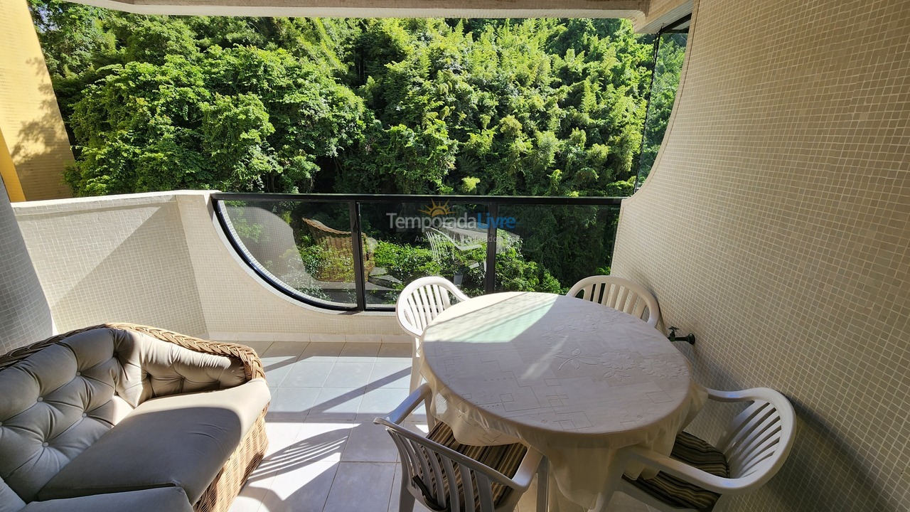 Apartamento para aluguel de temporada em Guarujá (Pitangueiras)