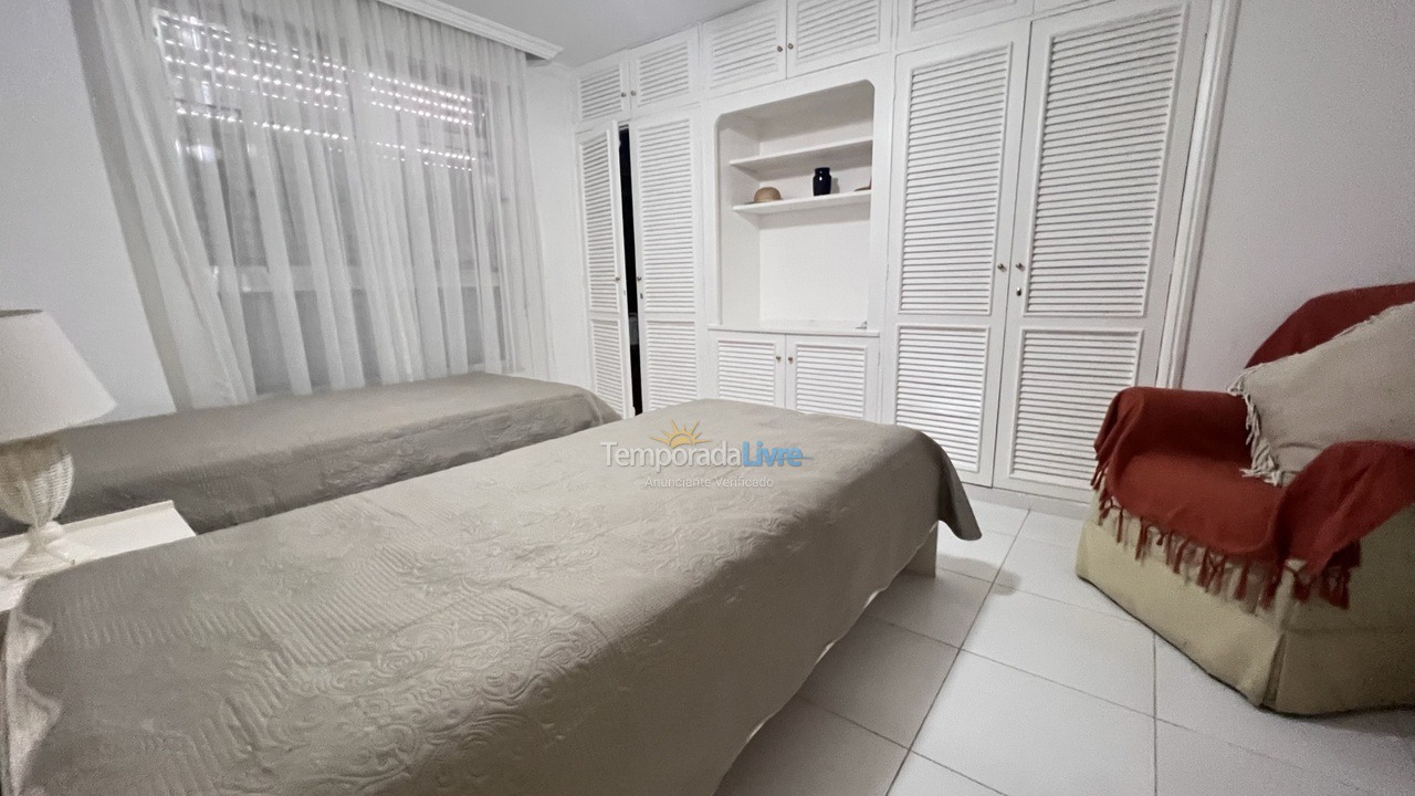 Apartamento para alquiler de vacaciones em Guarujá (Pitangueiras)