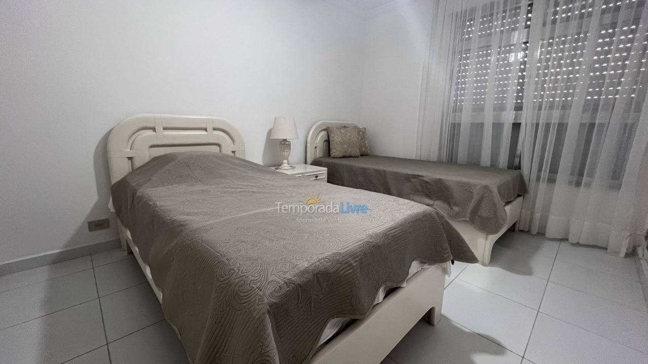 Apartamento para alquiler de vacaciones em Guarujá (Pitangueiras)