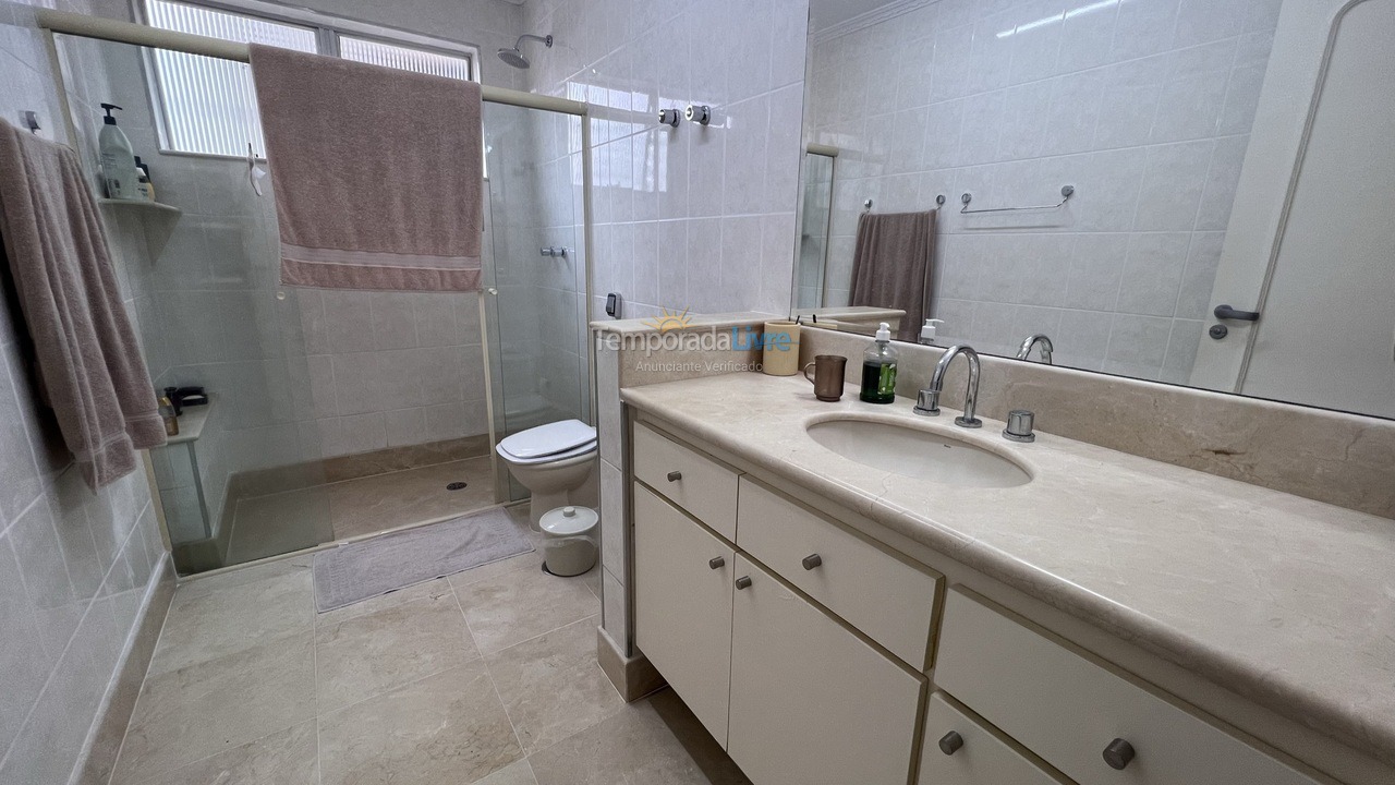 Apartamento para alquiler de vacaciones em Guarujá (Pitangueiras)