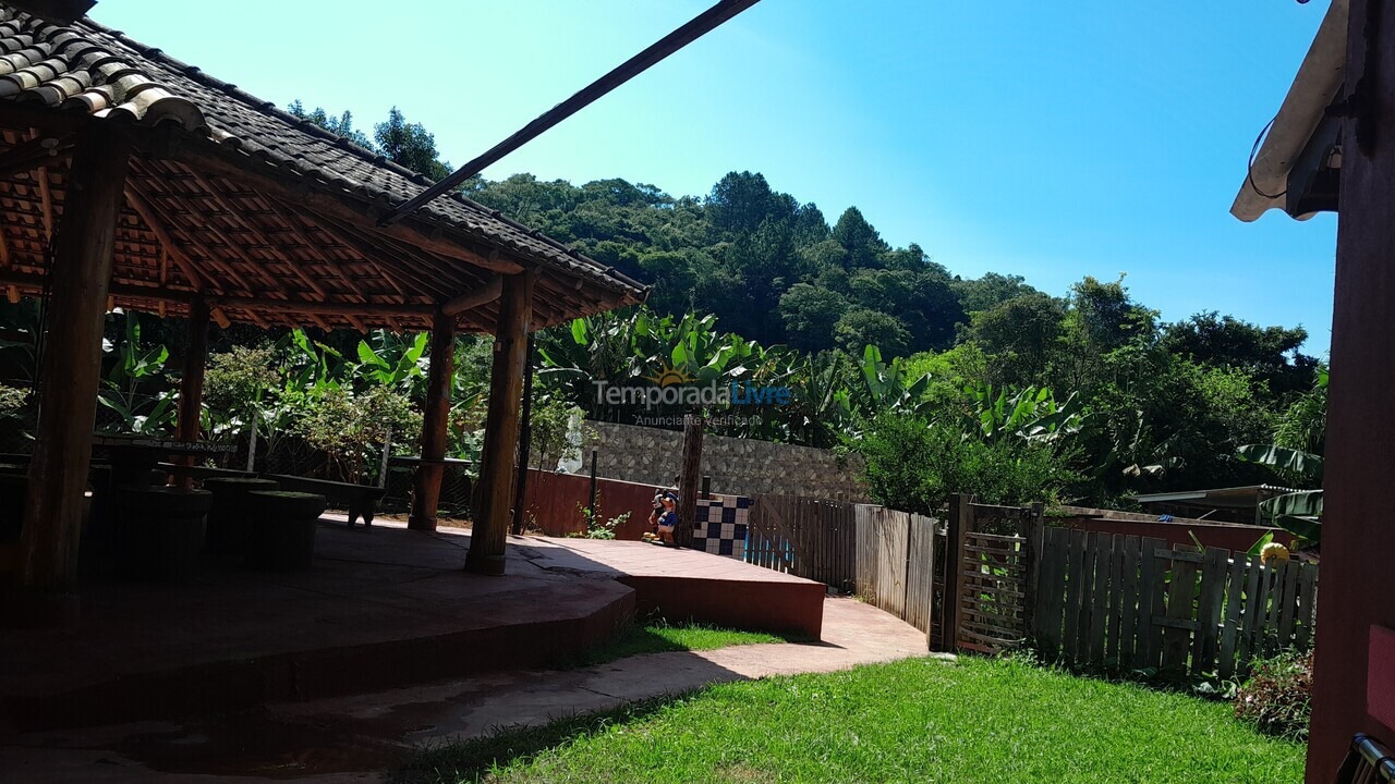Granja para alquiler de vacaciones em Mairiporã (Terra Preta)