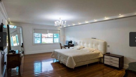 Malibu - Hermosa mansión