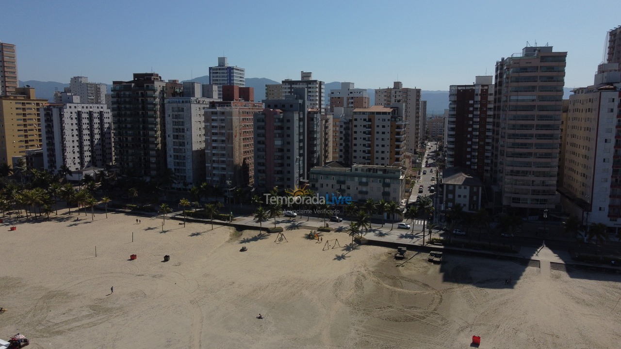 Casa para aluguel de temporada em Praia Grande (Aviação)