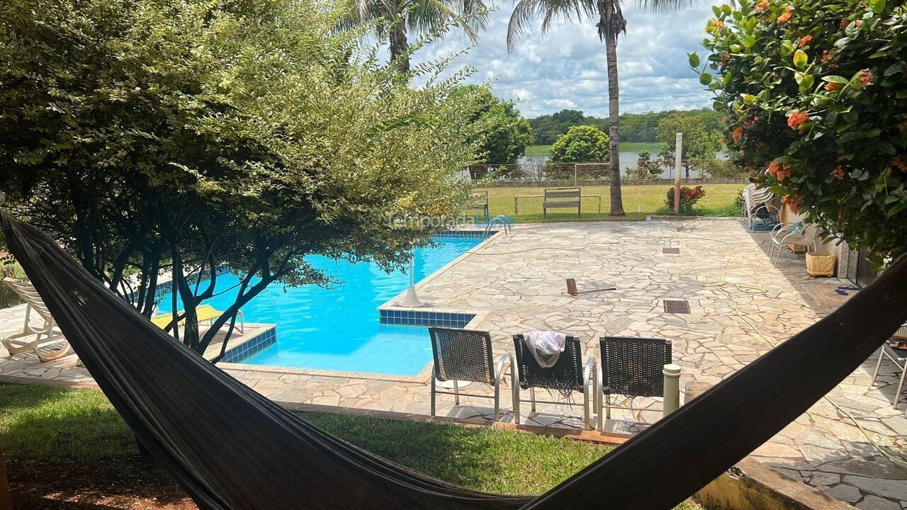 Granja para alquiler de vacaciones em Sertanópolis (Loteamento Itapuã)