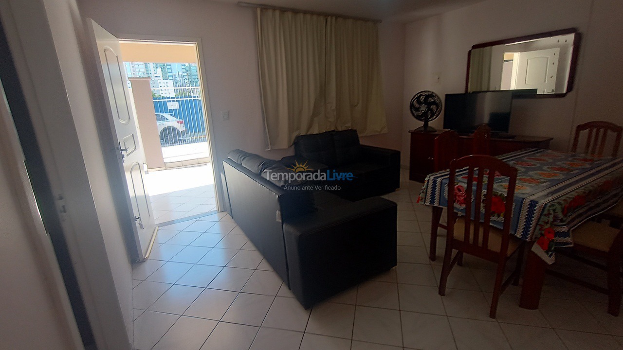 Casa para alquiler de vacaciones em Itapema (Meia Praia)