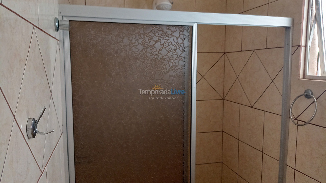 Casa para alquiler de vacaciones em Itapema (Meia Praia)