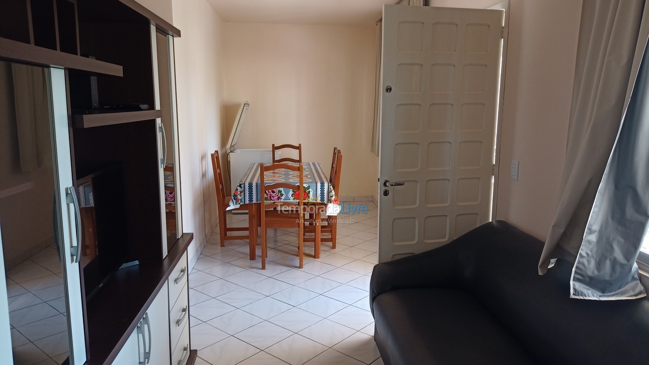 Casa para alquiler de vacaciones em Itapema (Meia Praia)