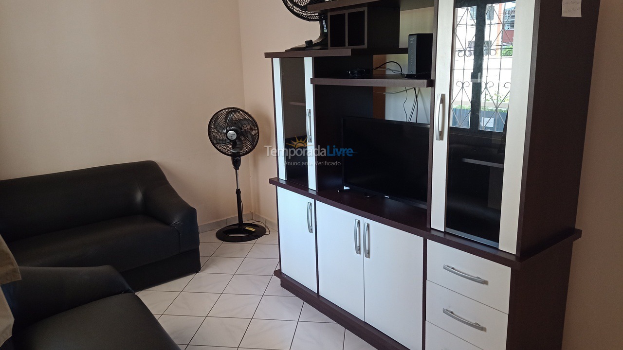 Casa para alquiler de vacaciones em Itapema (Meia Praia)