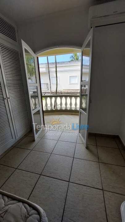 Casa para aluguel de temporada em Guarujá (Enseada)