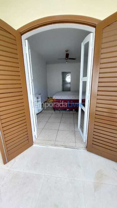 Casa para aluguel de temporada em Guarujá (Enseada)