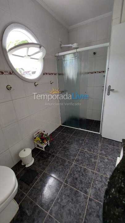 Casa para aluguel de temporada em Guarujá (Enseada)