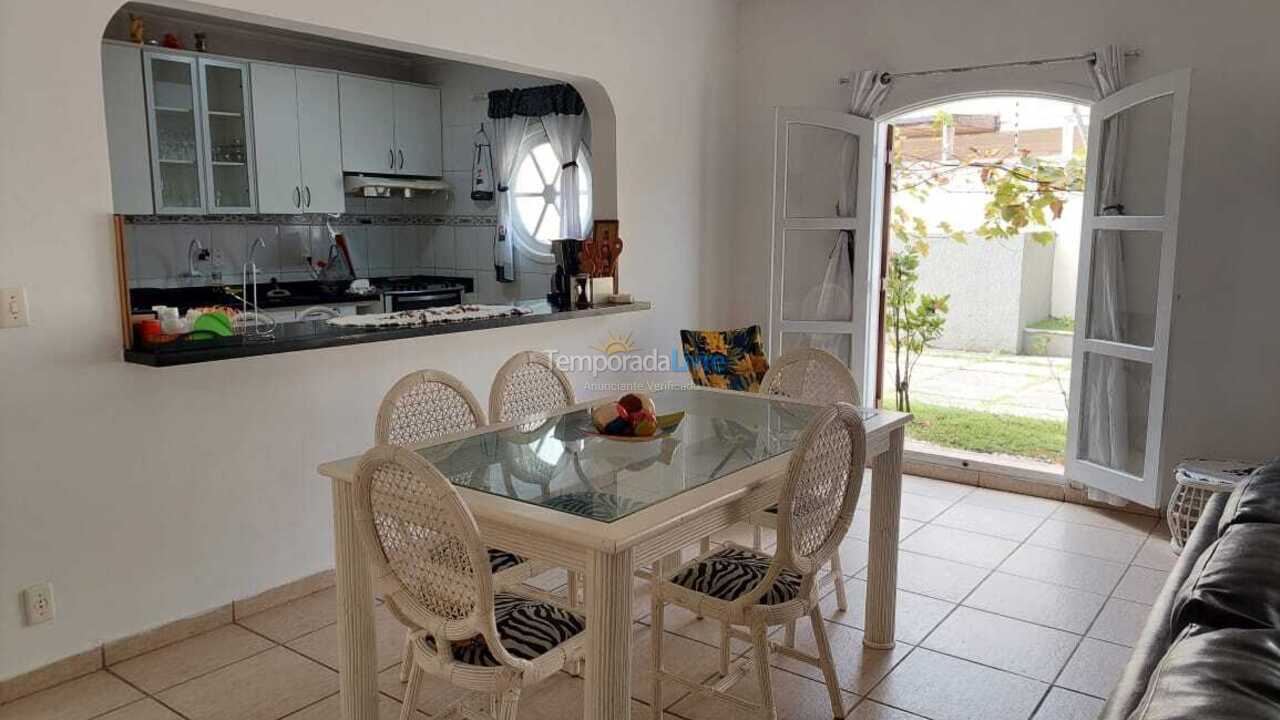 Casa para aluguel de temporada em Guarujá (Enseada)