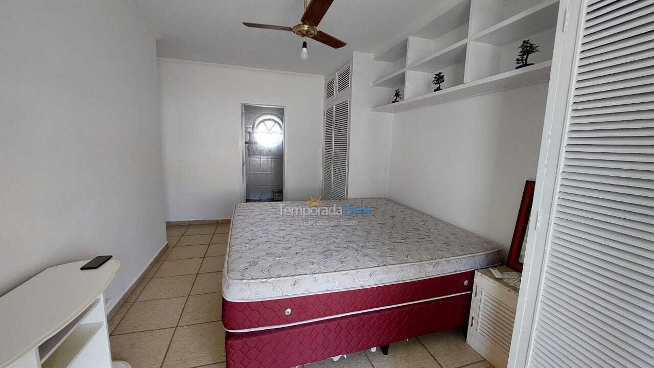 Casa para aluguel de temporada em Guarujá (Enseada)