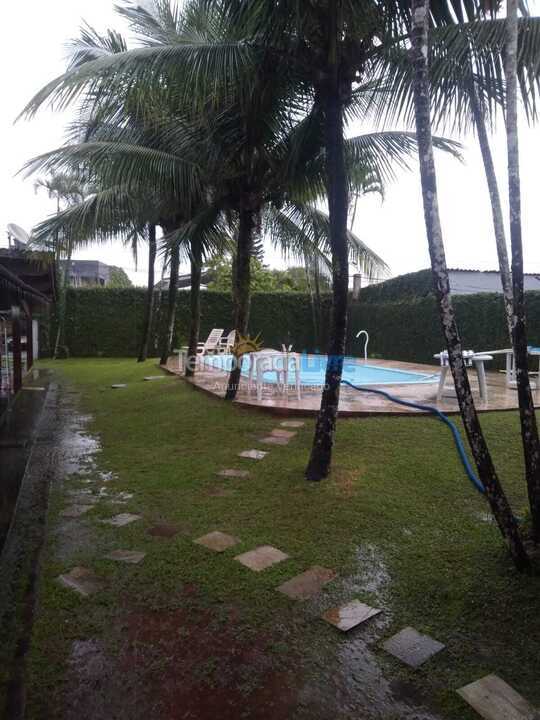 Casa para aluguel de temporada em Guarujá (Praia do Pernambuco)