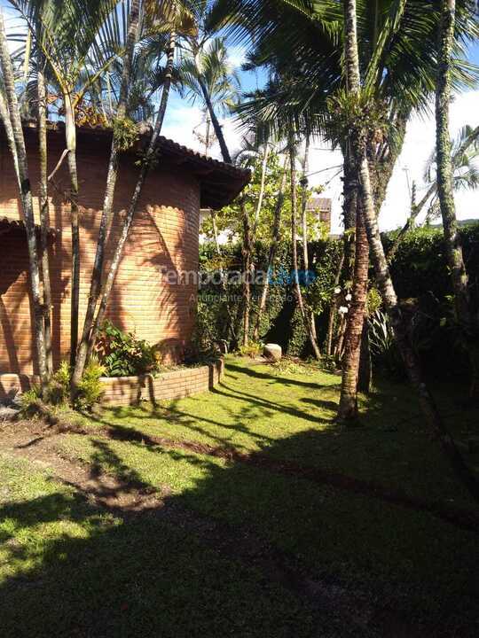 Casa para aluguel de temporada em Guarujá (Praia do Pernambuco)