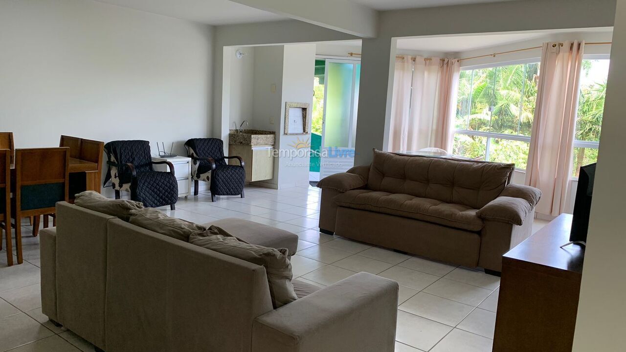 Apartamento para aluguel de temporada em Bombinhas (Praia de Bombinhas)