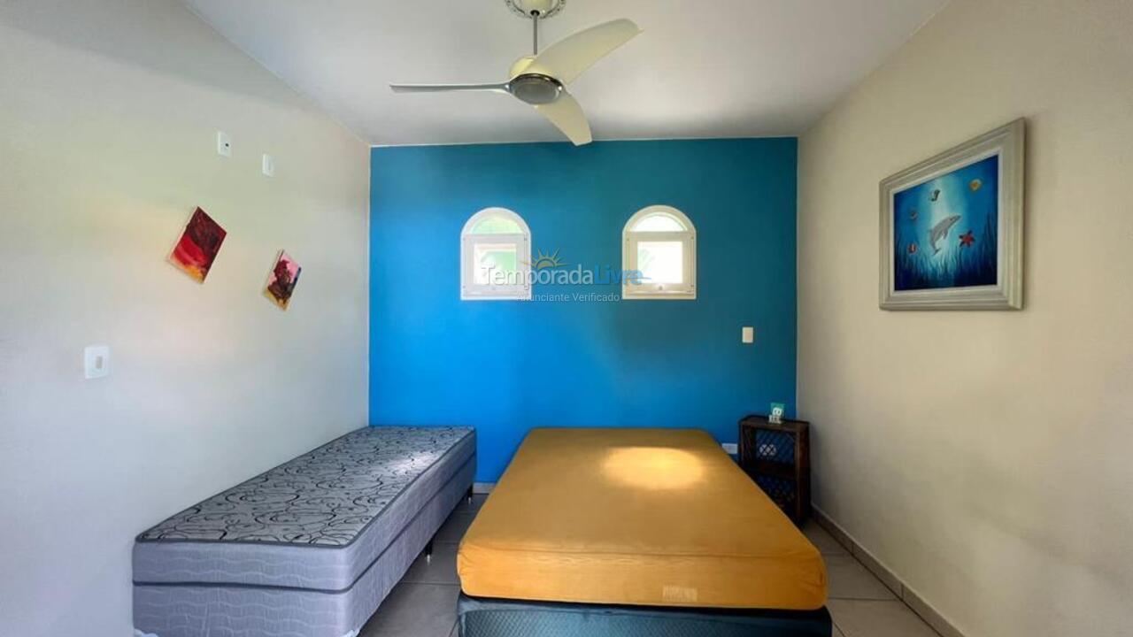 Casa para alquiler de vacaciones em Bertioga (Condominio Morada da Praia)