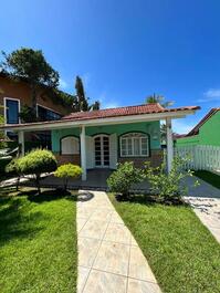 Casa de una sola planta Cond Morada da Praia ( Boraceia) hasta 12 personas.