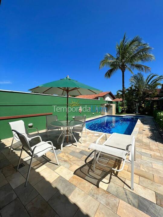 Casa para alquiler de vacaciones em Bertioga (Condominio Morada da Praia)