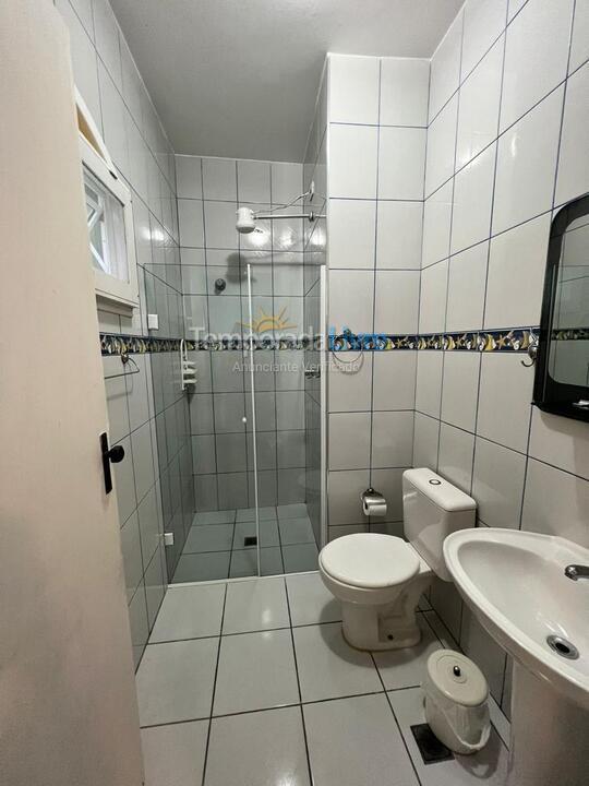 Casa para alquiler de vacaciones em Bertioga (Condominio Morada da Praia)