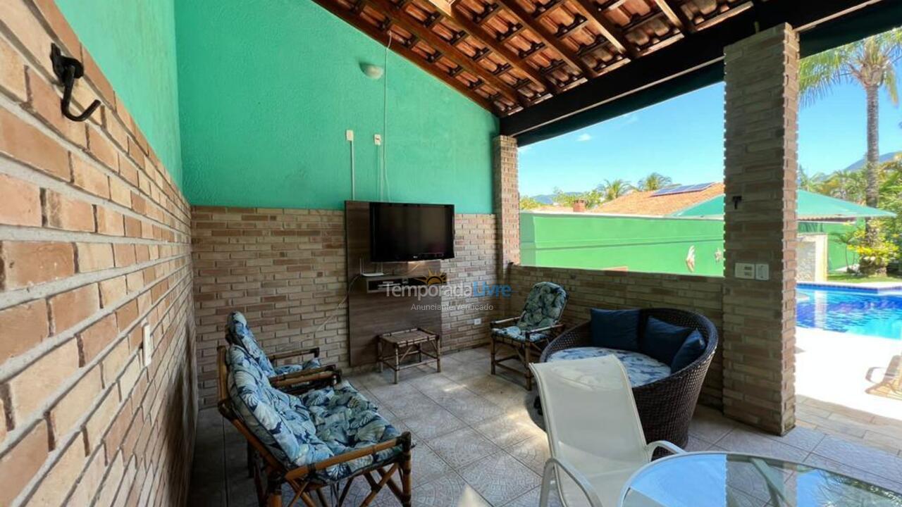 Casa para alquiler de vacaciones em Bertioga (Condominio Morada da Praia)