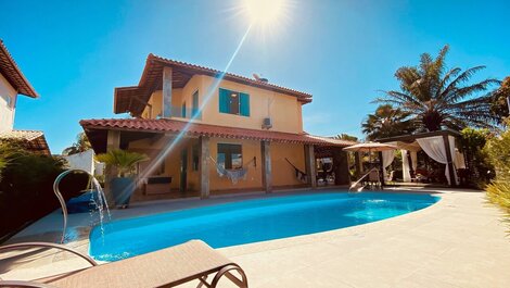 Casa Moderna em Cond. Frente Mar - Aracaju-SE