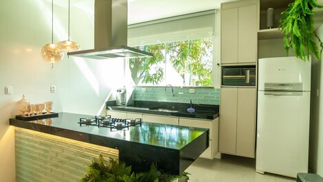 Casa Moderna em Cond. Frente Mar - Aracaju-SE