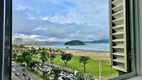 Vista al mar | pie en la arena | Cama de matrimonio | ajuar