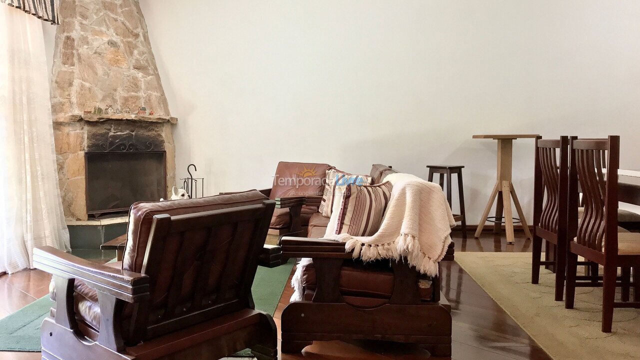 Apartment for vacation rental in Campos do Jordão (Jardim Primavera)