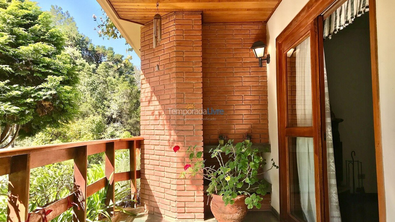 Apartment for vacation rental in Campos do Jordão (Jardim Primavera)